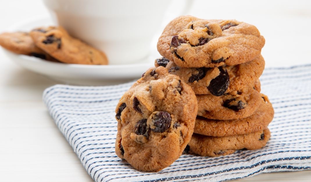 Cinnamon raisin cookies