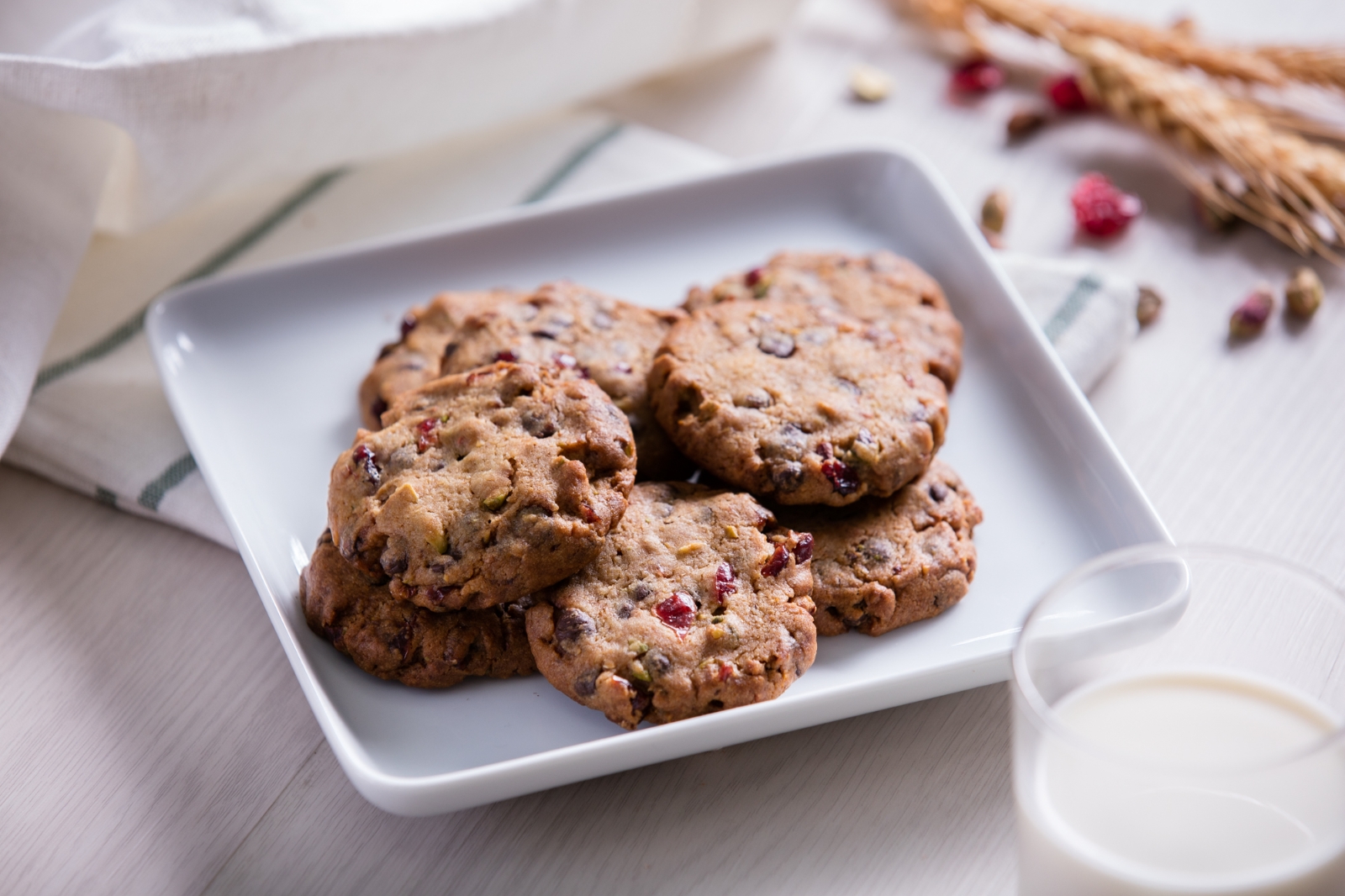 Pistachio, cranberry and chocolate chip cookies