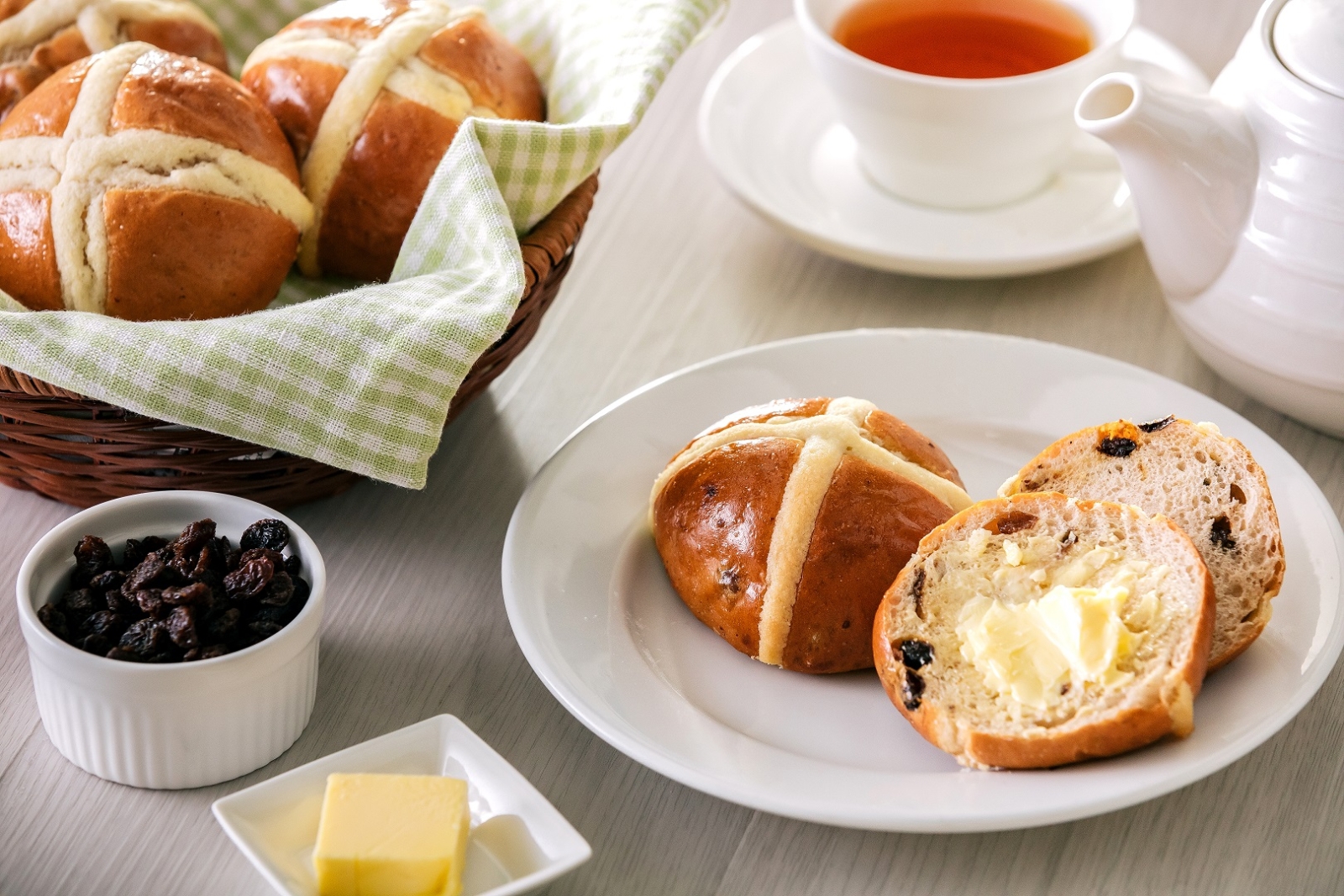 Hot cross buns