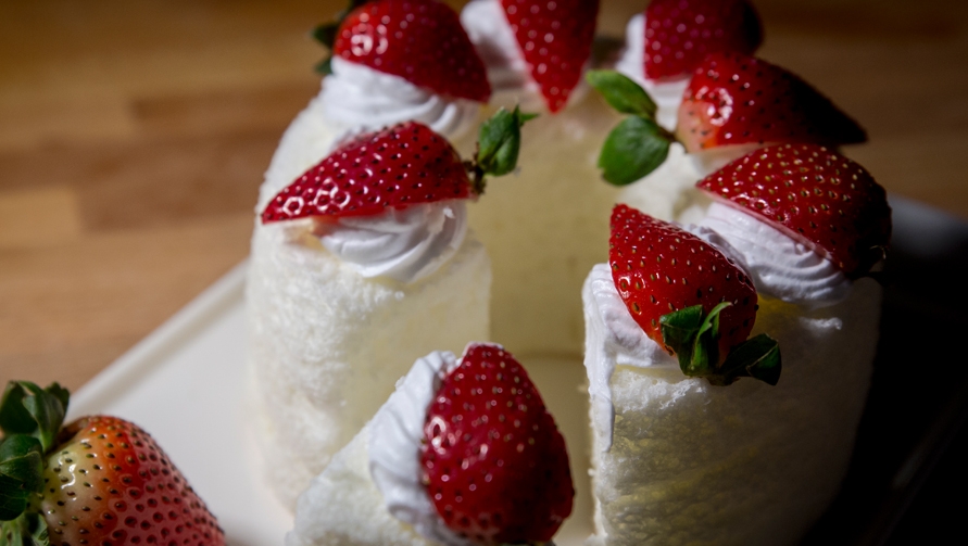 Angel food cake