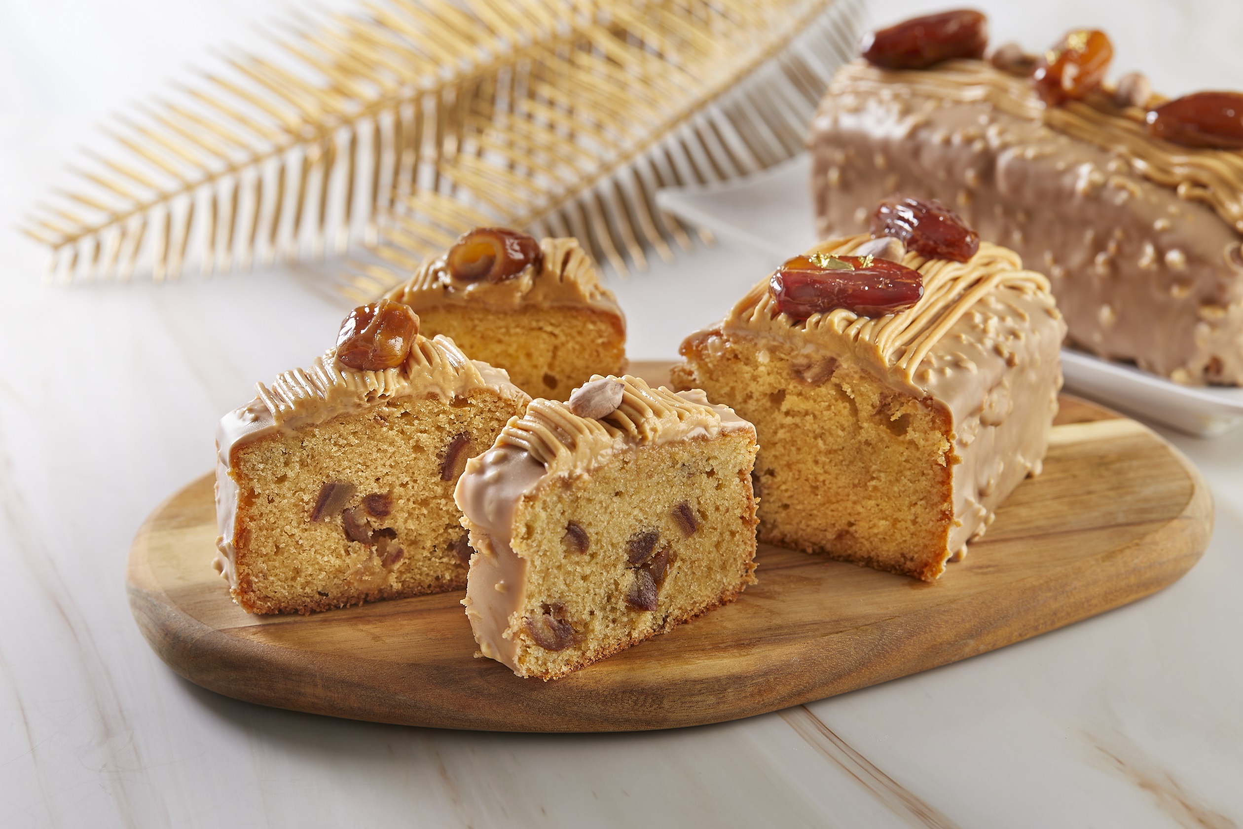 Dates and Peanut Cake Prima Flour